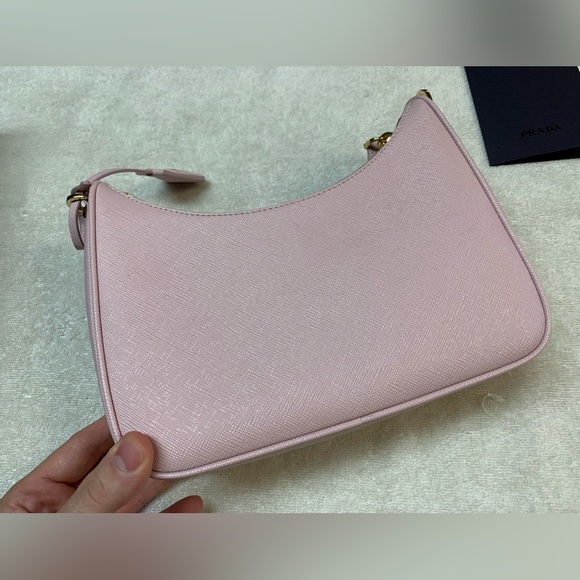 Prada Re-Edition 2005 Pink Alabaster Saffiano Leather Bag - Picture 5 of 16